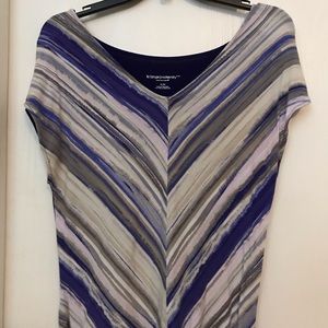 Liz Lange maternity shirt
